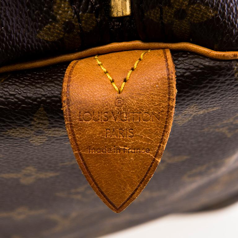 LOUIS VUITTON MONOGRAM KEEPALL 60 BAG.