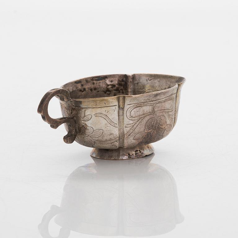 A silver charka, Moscow 1780. Unidentified maker's mark.