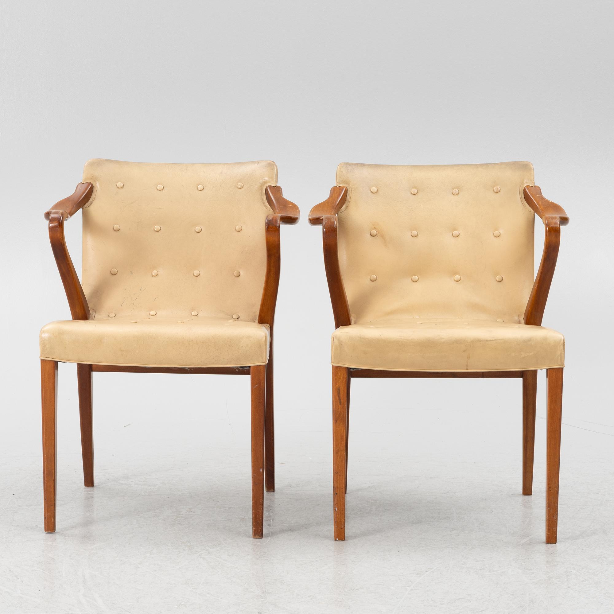 Axel Larsson, karmstolar, ett par, modell 1208, Svenska Möbelfabrikerna Bodafors.