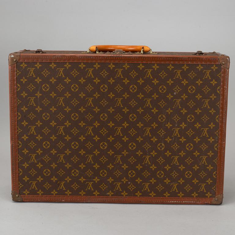 LOUIS VUITTON, a monogram canvas, 'Le Loziné' suitcase.