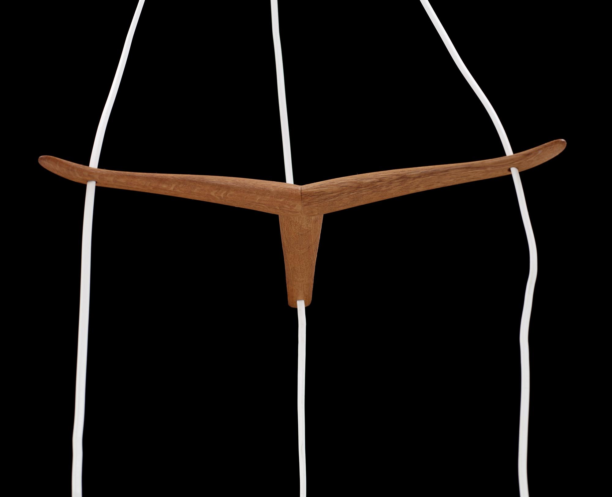 TAKLAMPA, Uno och Östen Kristiansson, Luxus, 1950-talets andra hälft. Höjd ca 105 cm.