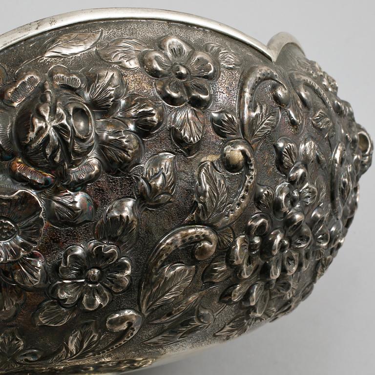 SKÅL, silver, 1900-talets början, vikt 1129 gram.
