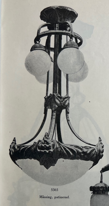 Arvid Böhlmarks Lampfabrik, taklampa, jugend, variant av modell "5365", Stockholm, 1910-tal.