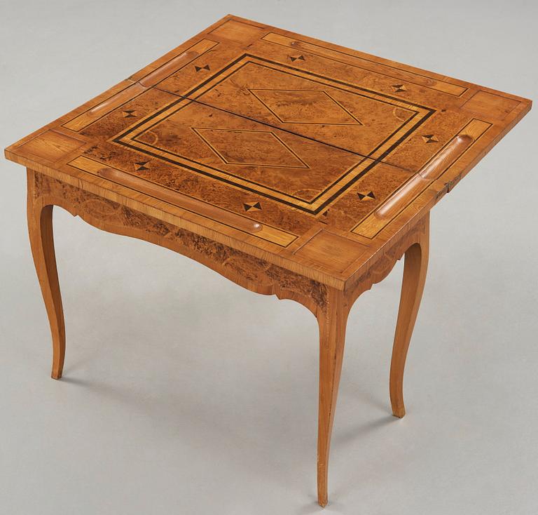 SPELBORD, Rokoko 1700-talets andra hälft.