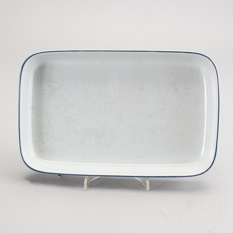 Grethe Meyer, "Blue Edge", tableware, 100 dlr, Royal Copenhagen and Aluminia.