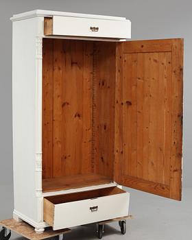 LINNESKÅP, 1800-talets slut.