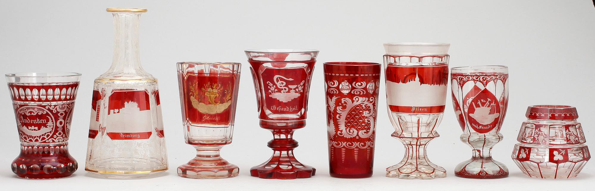 PARTI GLAS, 8 delar, Böhmen, 1900-talets första hälft.