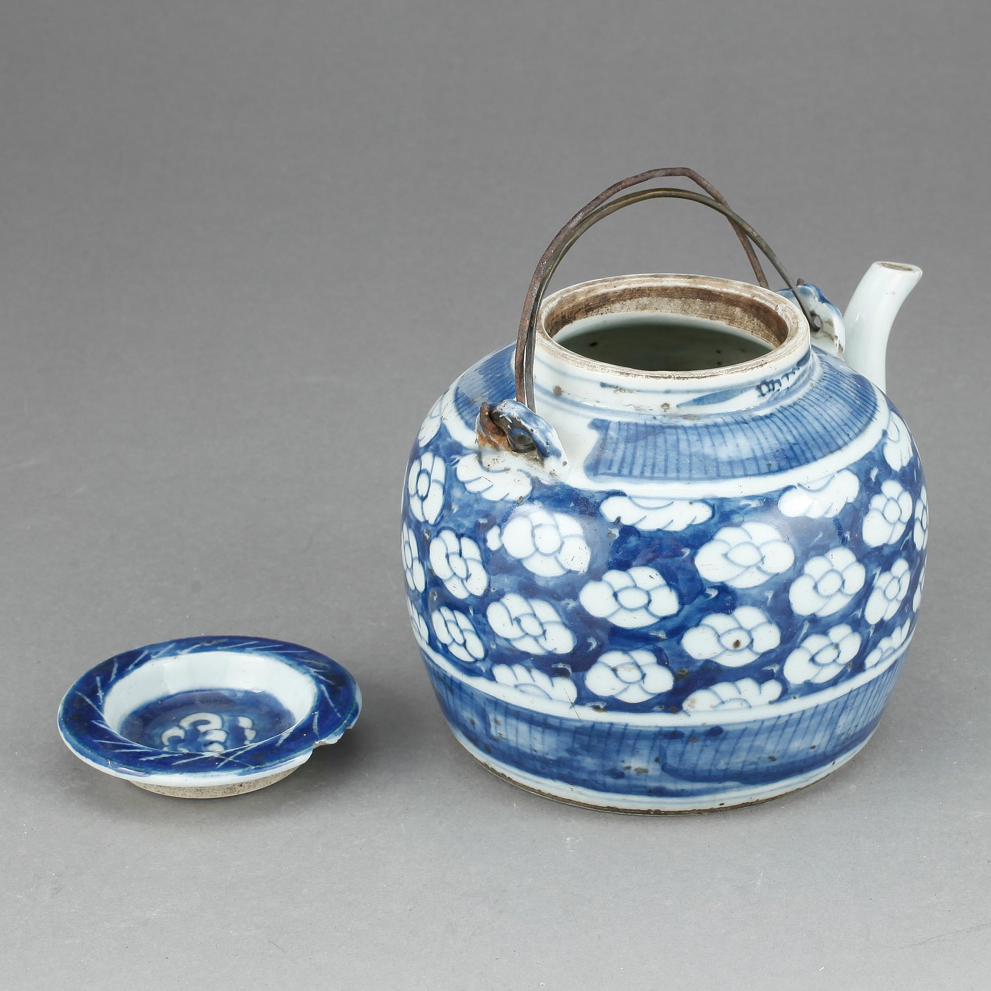 TEKANNA, porslin, Kina, 1800-tal.