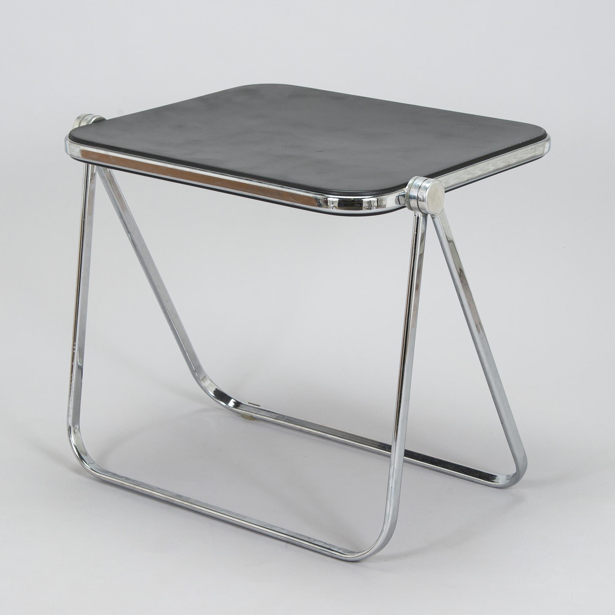 Giancarlo Piretti, pöytä, "Platone", Castelli, Italia, 1960/70-luku.