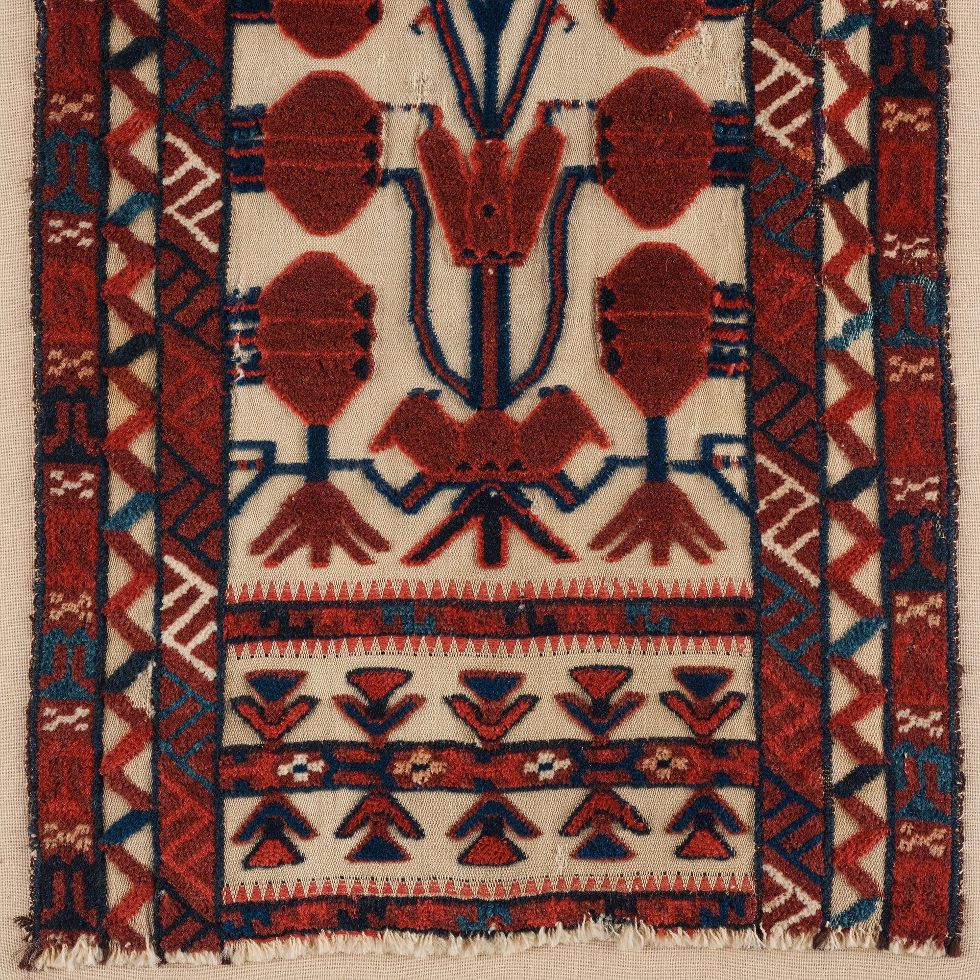 TÄLTBAND, FRAGMENT, antikt Turkmenskt, Tsarryssland, ca 102,5 x 39 cm. Monterat (med montering 107x42 cm).
