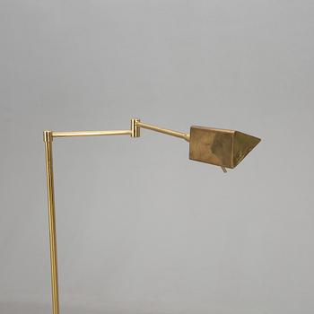 GOLVLAMPA, 1900-talets andra hälft.