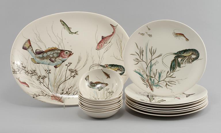 SERVISDELAR, 16 st, flintgods, "Fish" Johnson Bros. England, 1900-talets andra hälft.