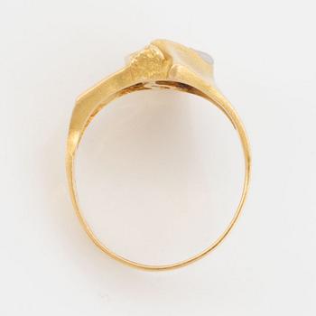 Lapponia ring och pärlcollier.