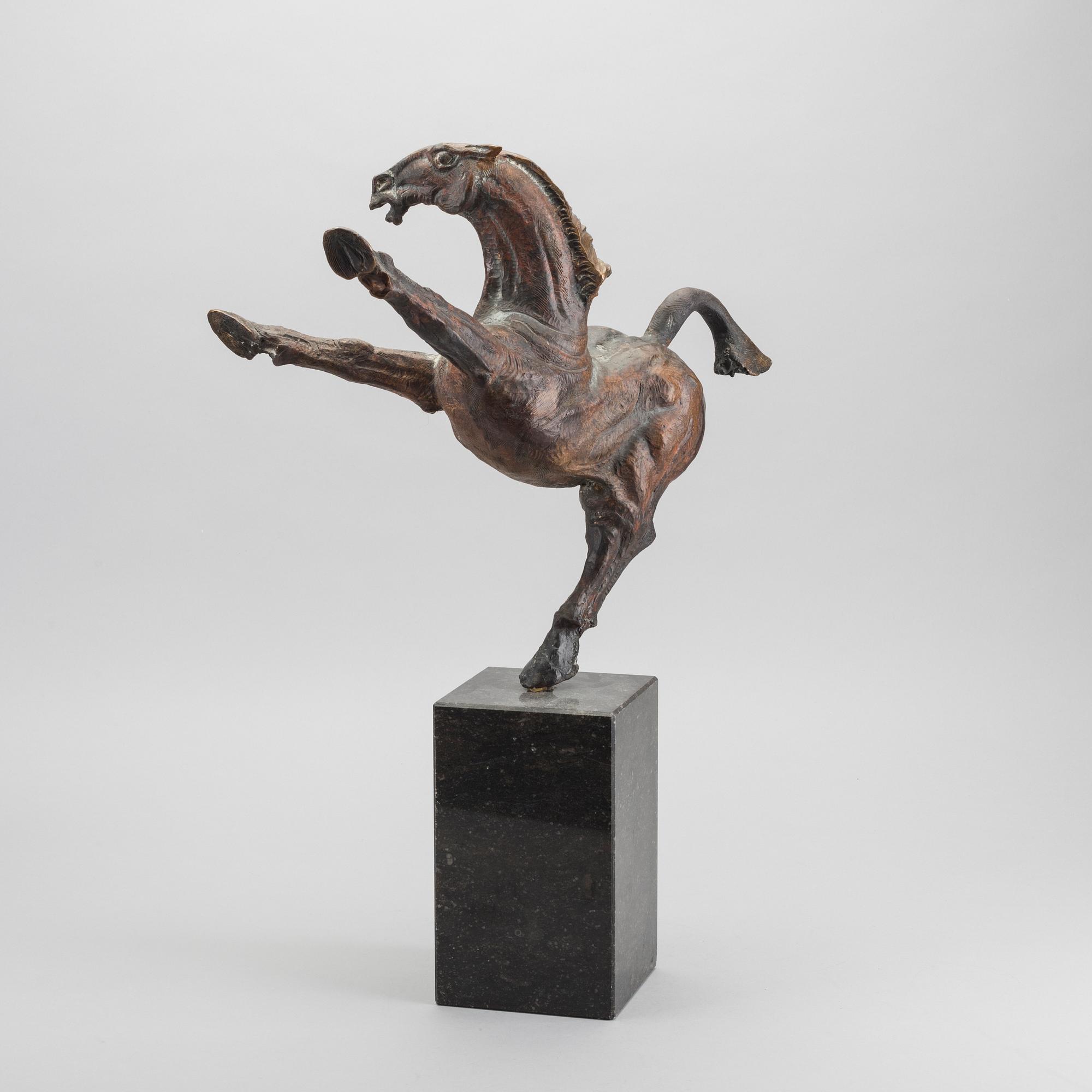 JOS DIRIX, sculpture patinated bronze signed.