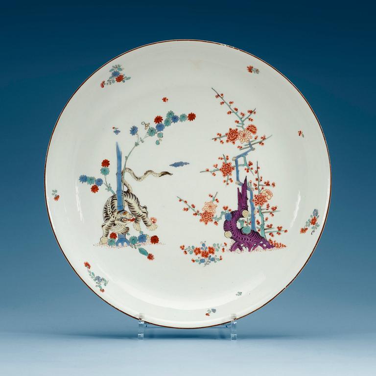 FAT, porslin. Meissen, 1700-tal, punktperioden.