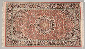 MATTA, Persien. Ca 92x156 cm.