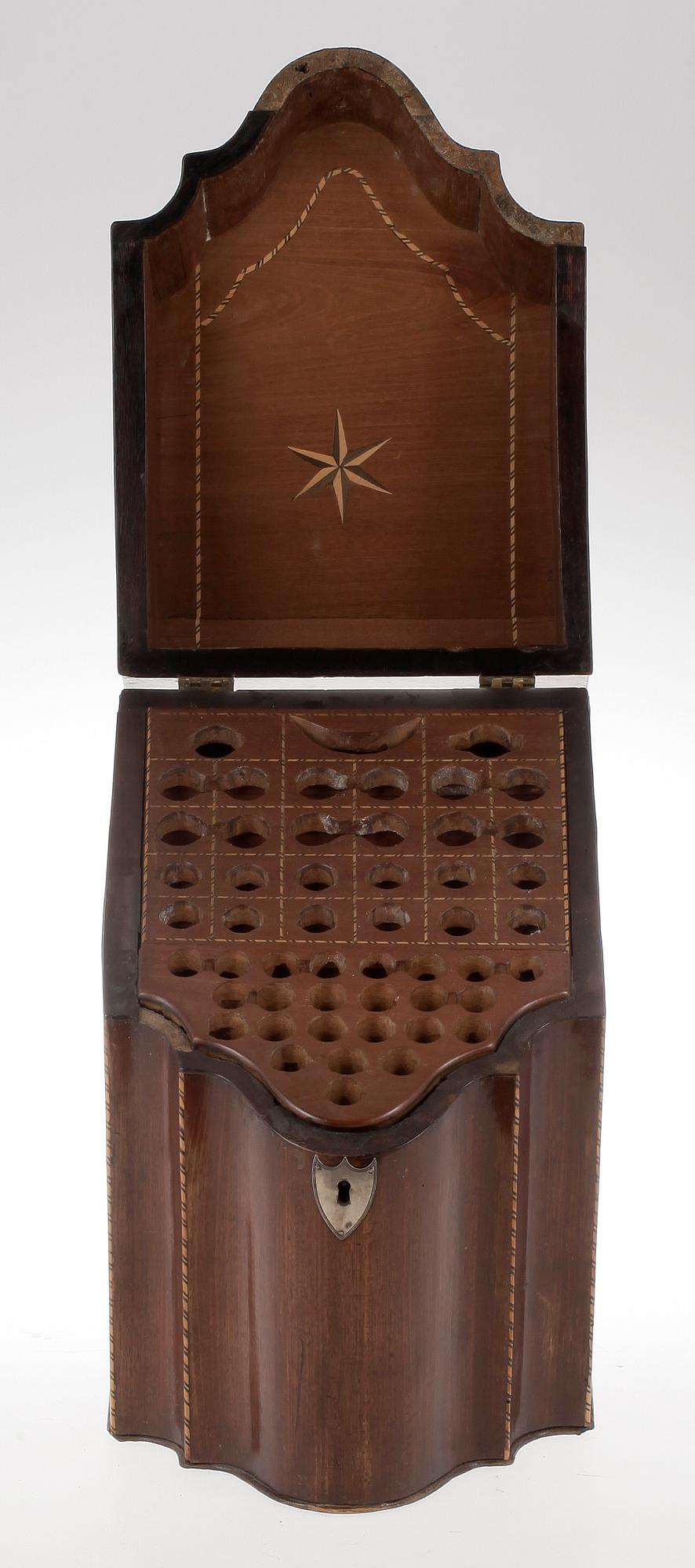 BESTICKSCHATULL, empire, 1800-tal.