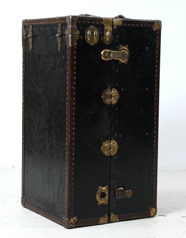 RESEGARDEROB, brickmärkt Garson Pirie Scott & Co, Chicago, USA, 1900-talets första kvartal.