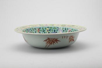 TVÄTTFAT, porslin, Kina. 1800/1900.