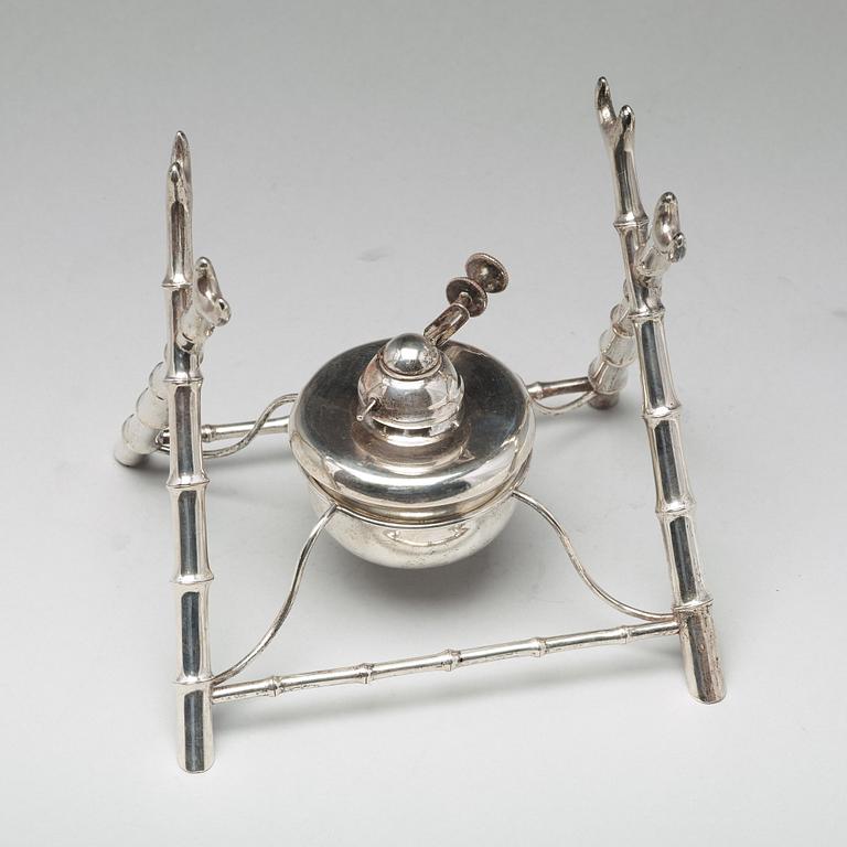 KANNA med LOCK på RECHAUD, silver. Luen Wo, Shanghai, omkring 1880-1925.