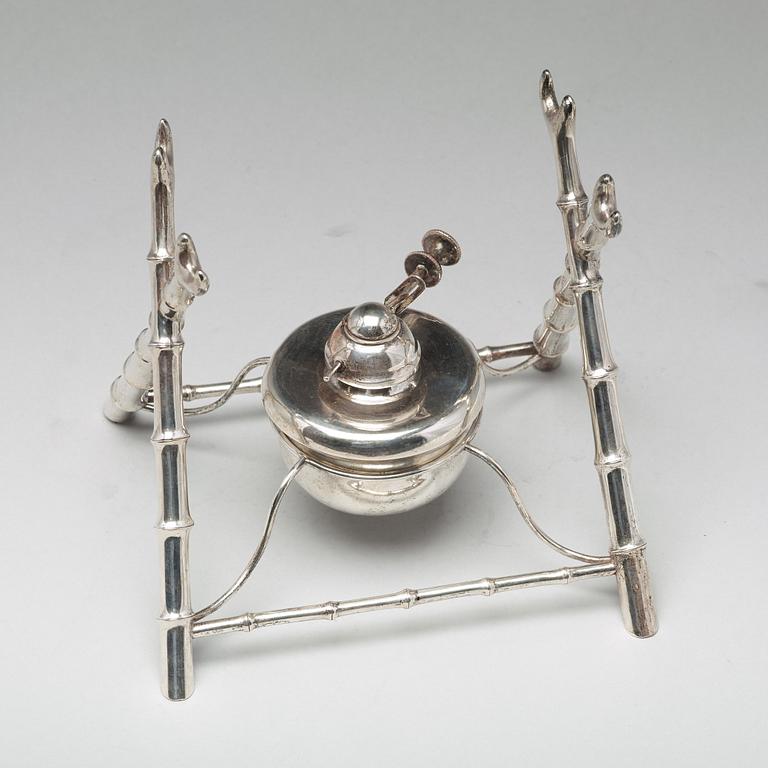 A Chinese Export silver kettle-on-stand, mark of Luen Wo, Shanghai, circa 1880-1925.