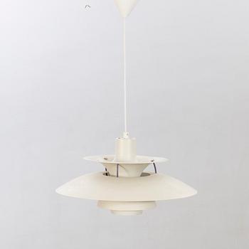 Poul Henningsen, taklampa, "Ph5", Louis Poulsen, Danmark.