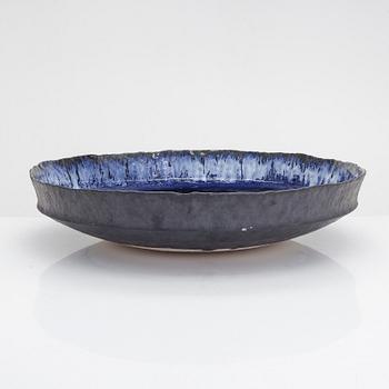 Heikki Rahikainen, skålfat, signerad HR.