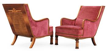 577. A pair of Eric Chambert armchairs, Chamberts Möbelfabrik Norrköping 1930's.