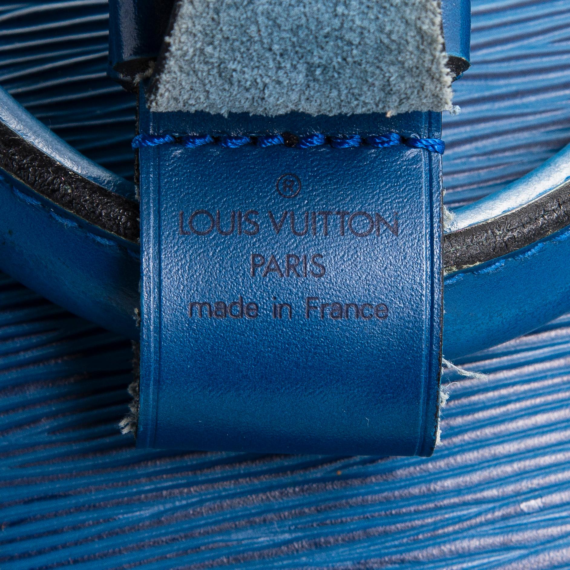 Louis Vuitton, A Epi Leather 'Keepall 55' Bag.
