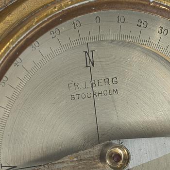 Compasses, 2 pcs, by Frans J Berg Stockholm, 18th/19th century.