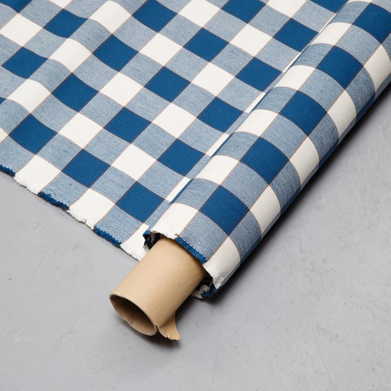 Tyg, "Gripsholmsruta". Inköpt på Firma Svenskt Tenn. 7.9 m.
