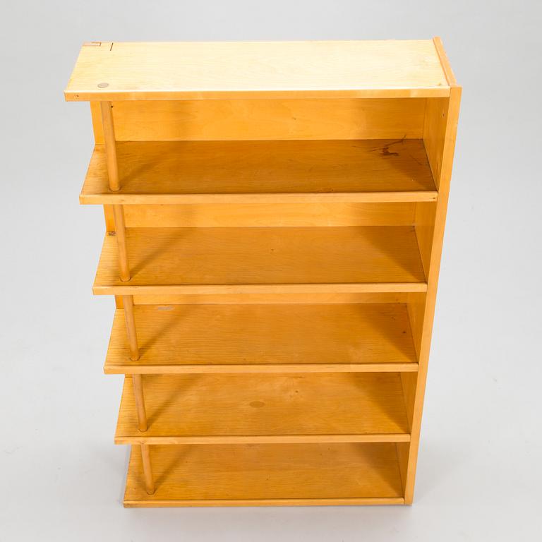 Wall shelf, birch, custom work from the 1940s / 50s.