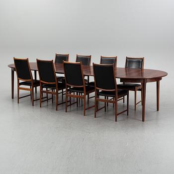 Matgrupp med bord samt 8 stolar bla, "Darby", Torbjørn Afdal, Nesjestranda møbelfabrikk, Norge, 1960-tal.