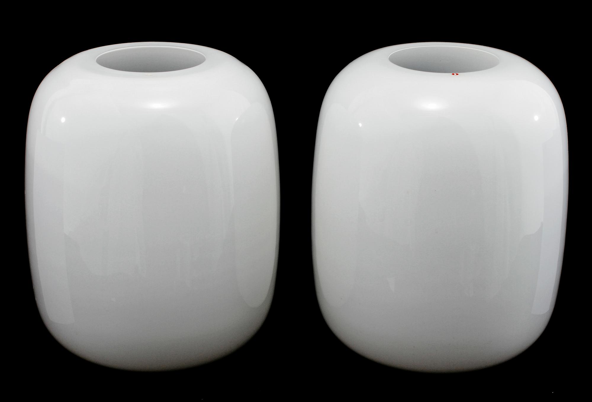 VASER, ett par, glas, Timo Sarpaneva, Iittala, 1900-talets andra hälft.