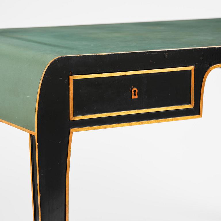 Carl Hörvik, a Swedish Grace desk, Nordiska Kompaniet, for Les Arts Décoratifs Suédois, Paris, 1928.