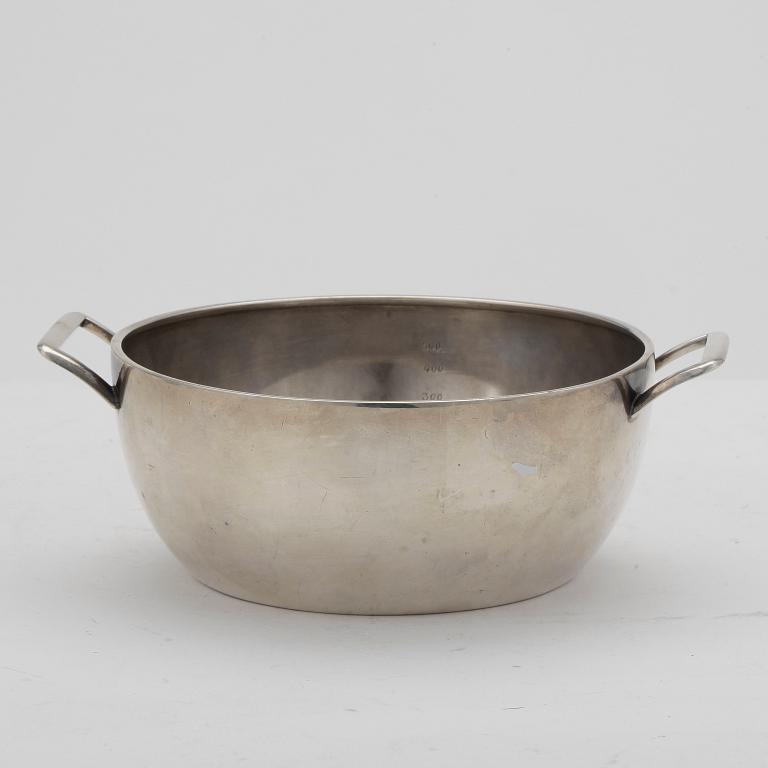 MÅTTSKÅL, silver, Svea Svensson, Stockholm, 1912. Vikt ca 315g.
