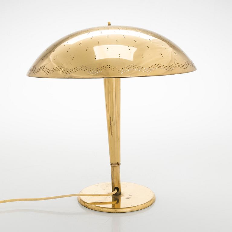Paavo Tynell, bordslampa, modell 5061, Idman 1900-talets mitt.