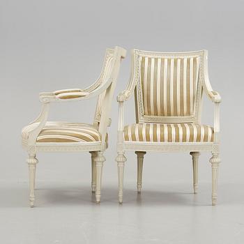 SALONGSGRUPP, 3 delar, Gustaviansk stil, 1900-talets andra hälft.