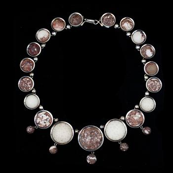 COLLIER, vitmetall med stenar, möjligen sent 1800-tal.