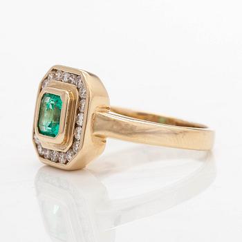 Ring, 14K gold, with an emerald and diamonds. Finnish import marks 1997.