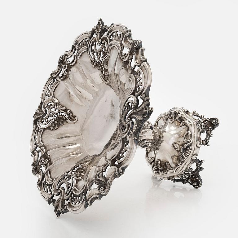 A neo-Rococo silver centrepiece bowl, Gustav Möllenborg Feron, Stockholm  1854.