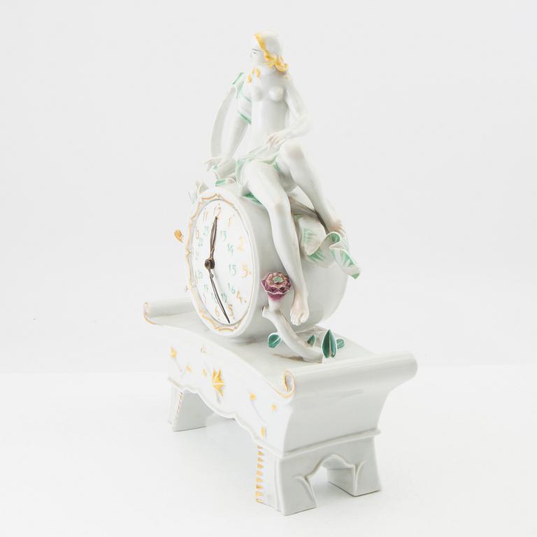 Table Clock Rosenthal, first half of the 20th century, porcelain.