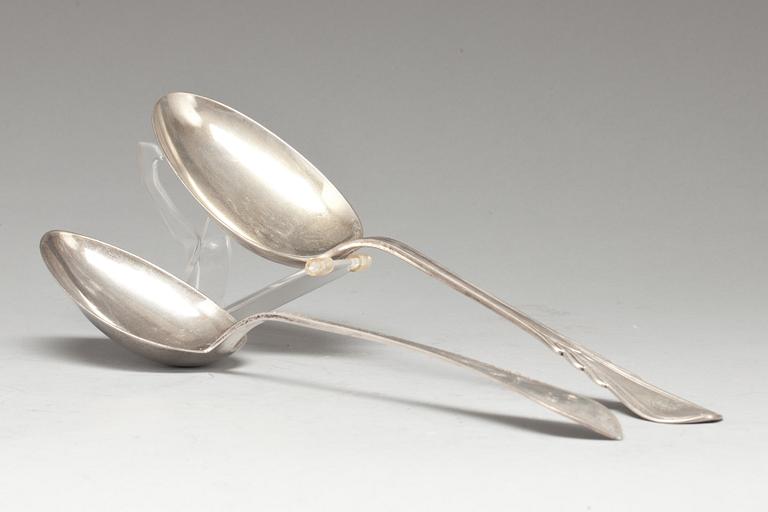 RAGUSKEDAR, silver, 2 st, Köpenhamn, Danmark, 1901/1909. Total vikt ca 370 g.