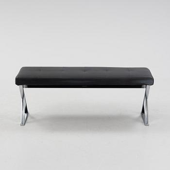 Antonio Citterio, a 'Pathos' bench, Maxalto, B&B Italia.