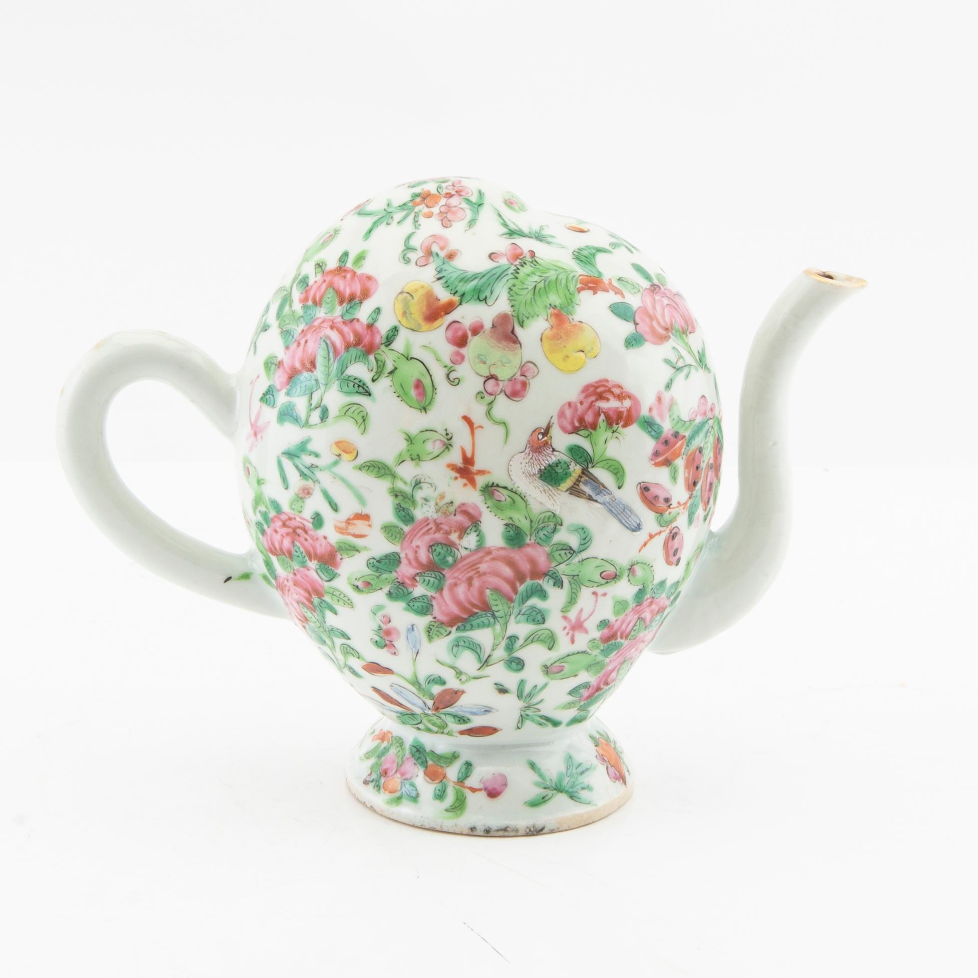 Cadogan teapot China porcelain late 19th century.