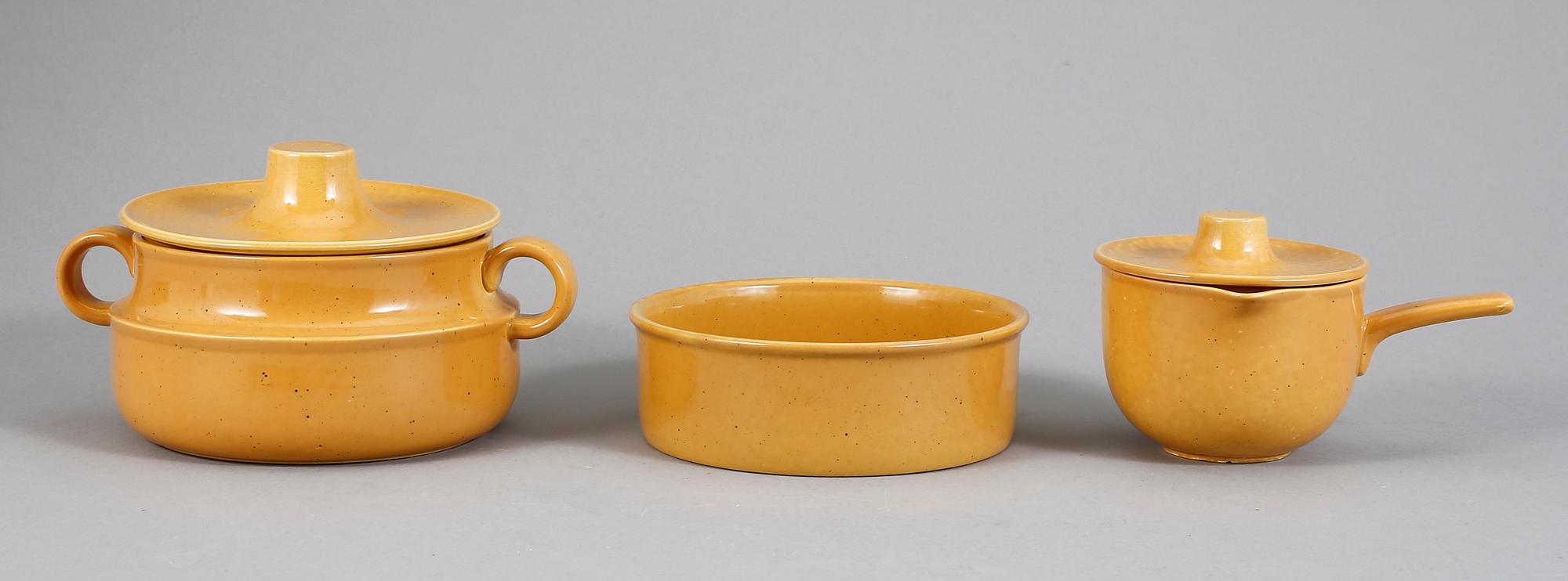 SERVISDELAR, 13st, stengods, "Primula", Stig Lindberg.