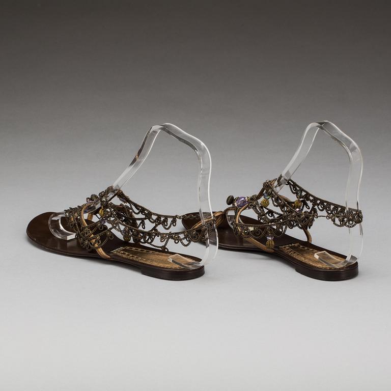 SKOR, Gianfranco Ferre.