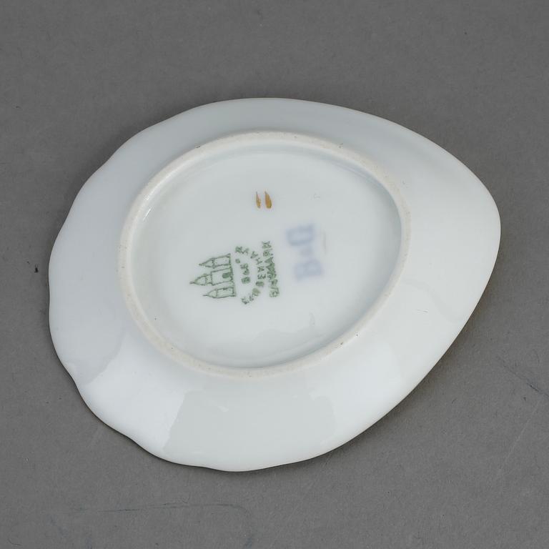 KAFFESERVIS, 55 delar, "Måsen", Bing & Gröndahl, Danmark.