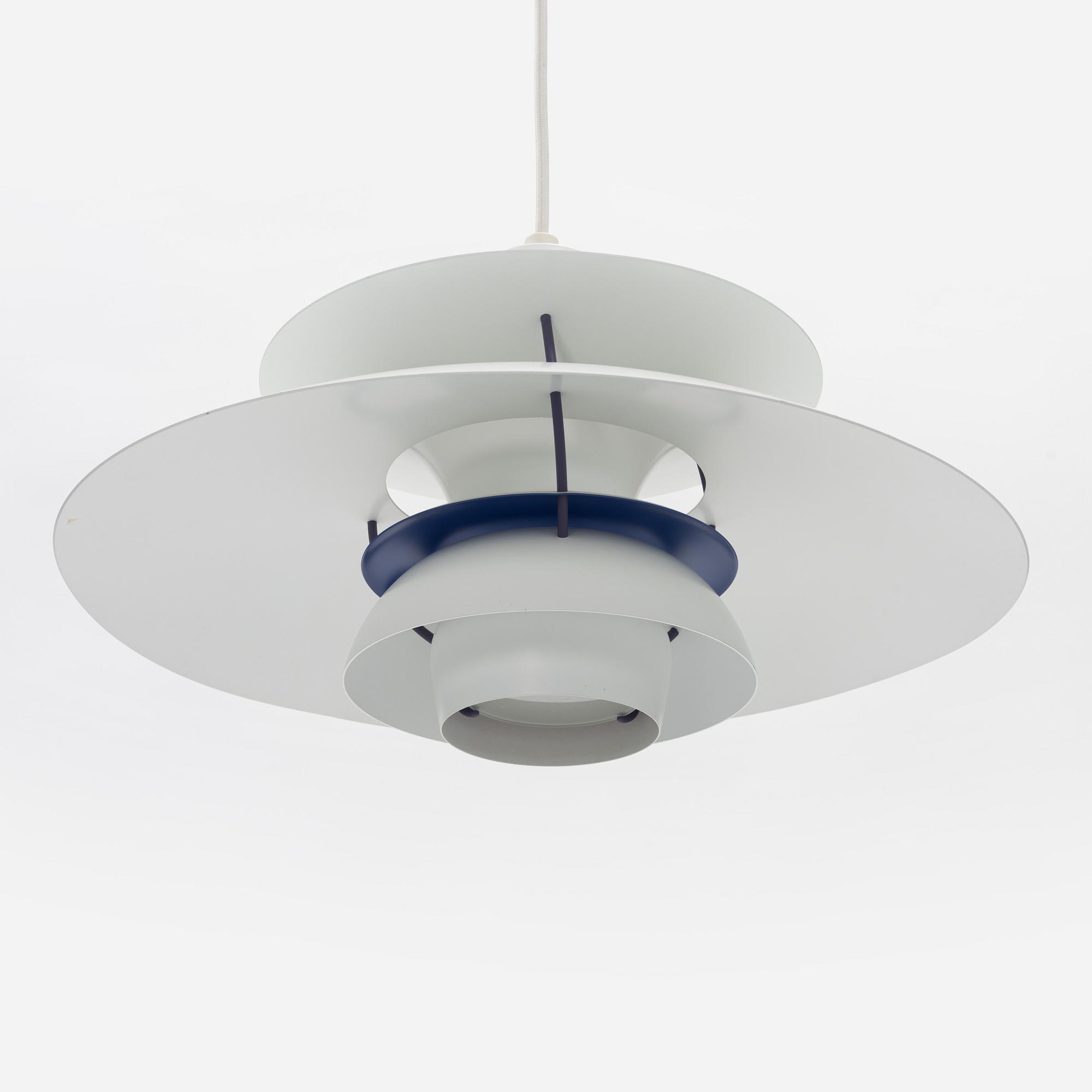 Poul Henningsen, taklampa, "PH 5", Louis Poulsen, Danmark.