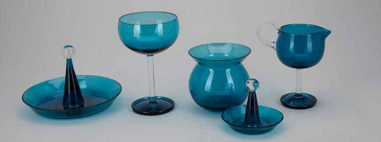 SERVIS DELAR, 4 st, glas "Harlekin", design Nanny Still, Riihimäen Lasi 1958-1968.